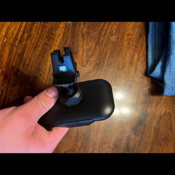 Air conditioner cell phone mounter - Picture 2 of 2